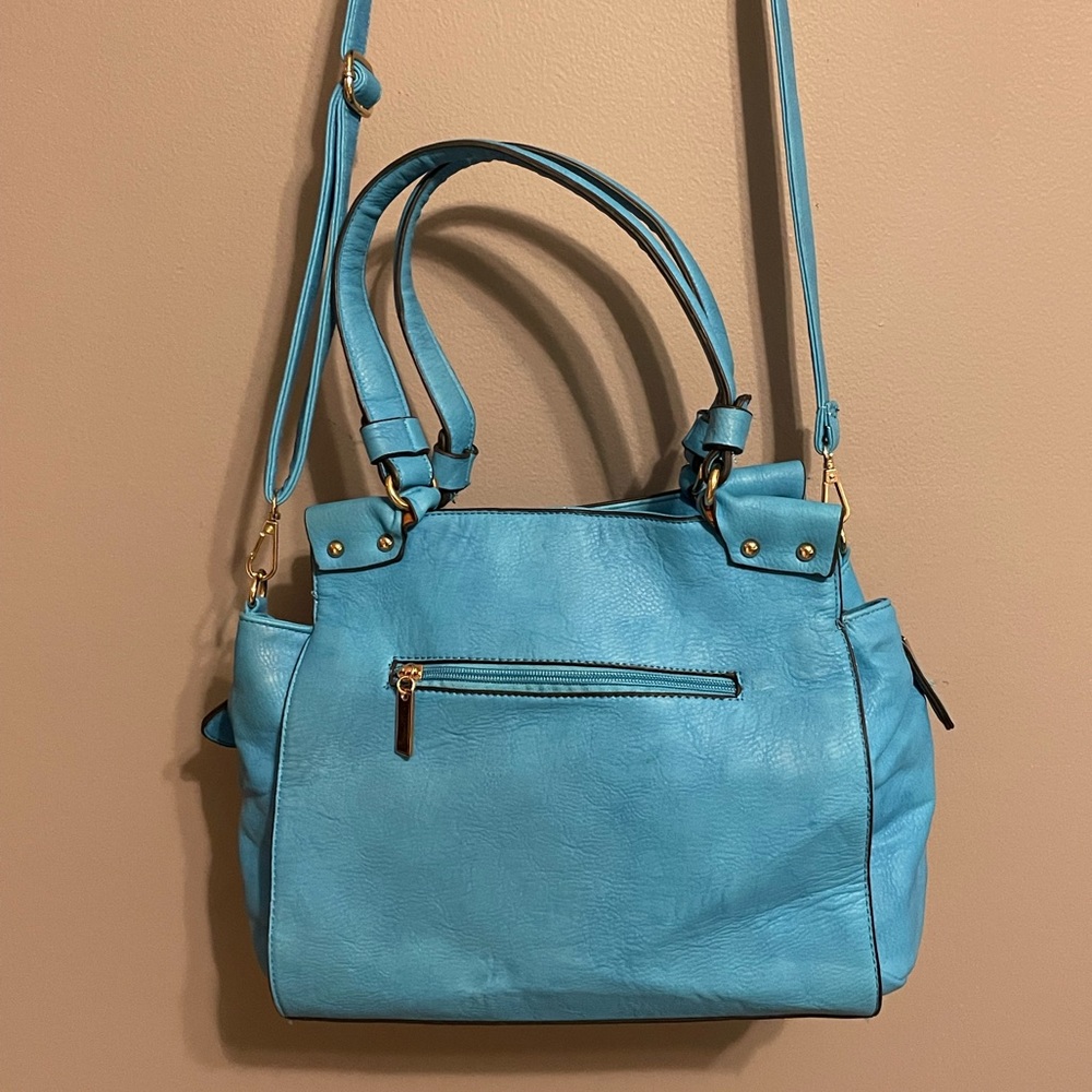 Large Crossbody - Picture 4 of 4